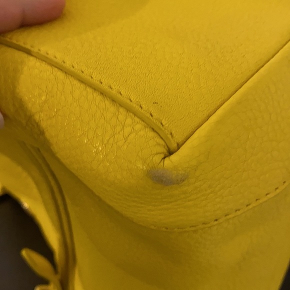 Tory Burch Lemon Yellow Medium Sized Purse - Picture 11 of 11